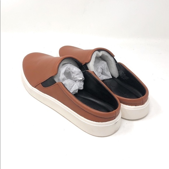 H by Halston Ellie slip ons - Picture 2 of 3